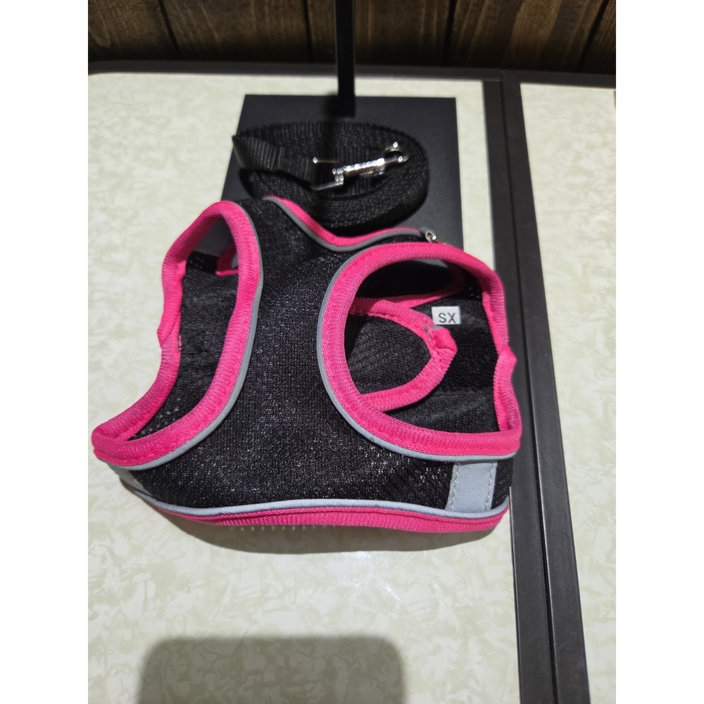 X-Small Pink & Black Dog Harness W/leash